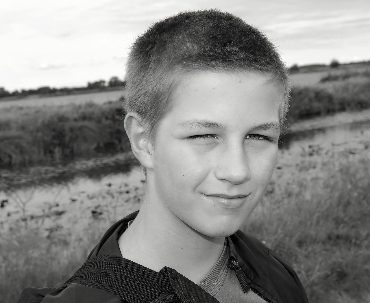 动漫世界里的冷酷男子