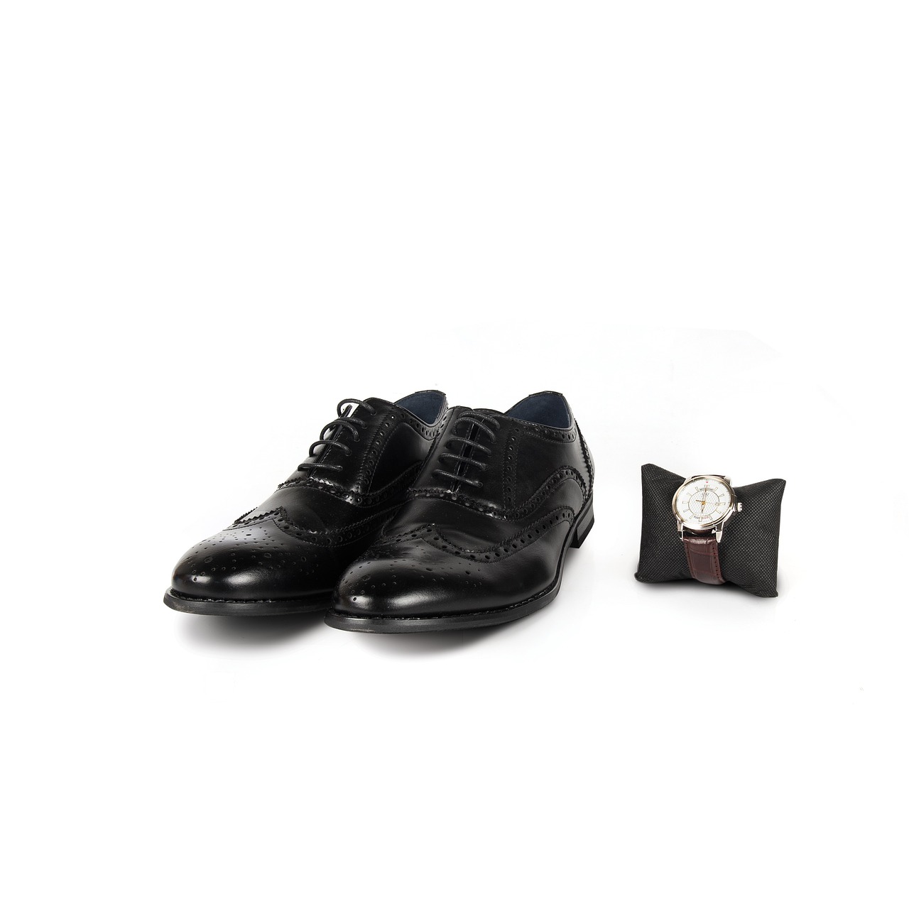 最新鞋款引领时尚潮流