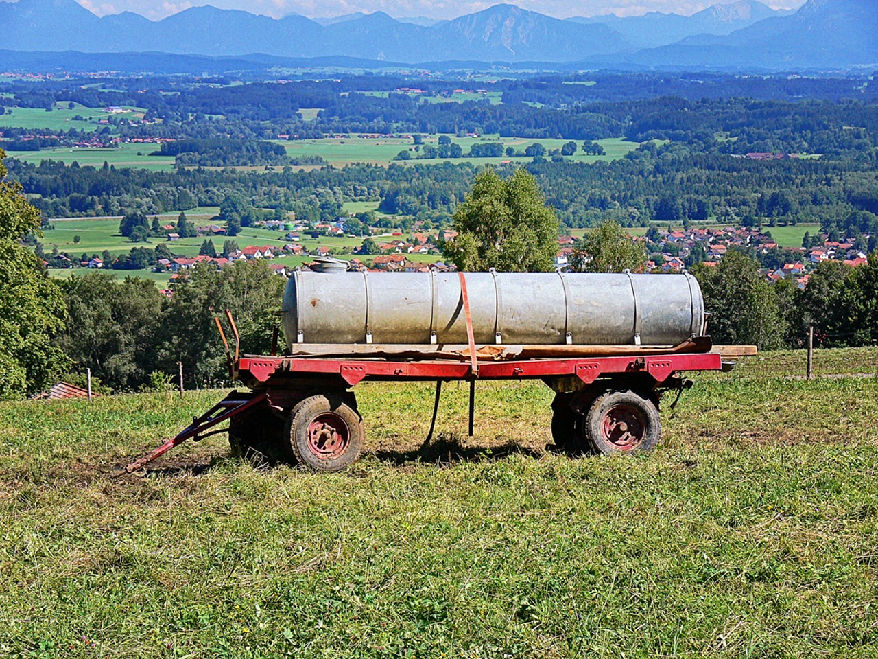 三国战神官网揭秘，最新游戏动态一网打尽