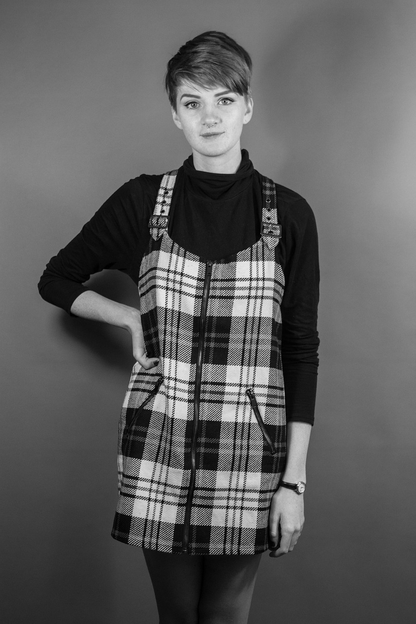 玄彬新款西装穿搭，时尚魅力的极致展现