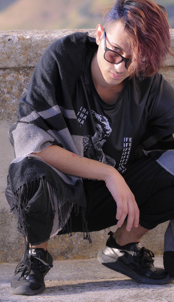 玄彬新款西装穿搭,时尚魅力的极致展现