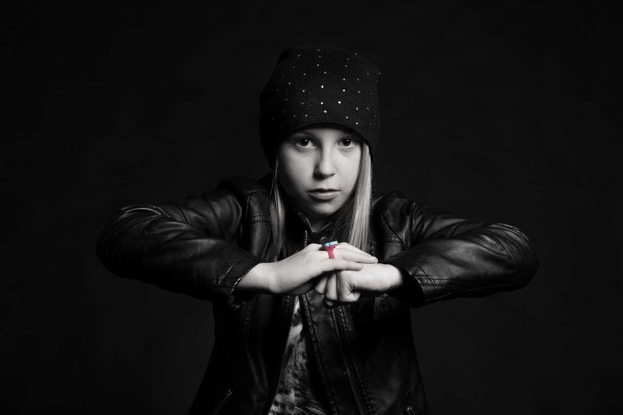 男生动漫帅气头像，时尚潮流中的独特魅力风采