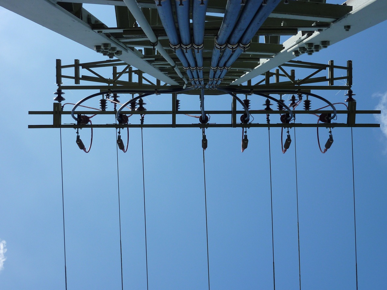 拓日新能引领清洁能源领域迈向新高度