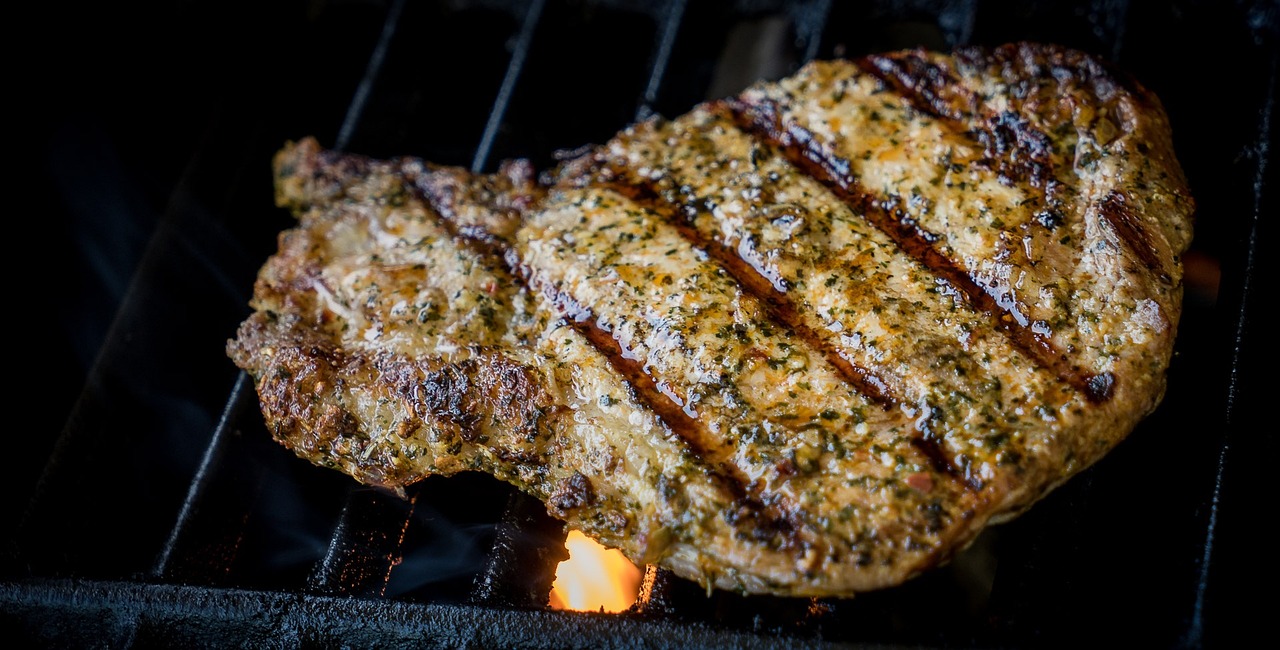 探索全球美食，最新佳肴推荐与品尝体验