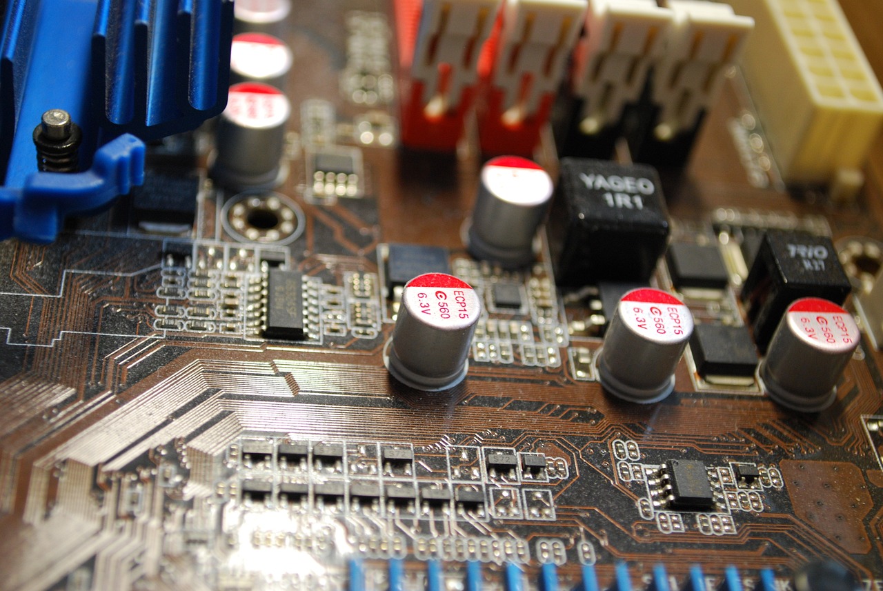 最新款CPU技术革新与性能深度解析