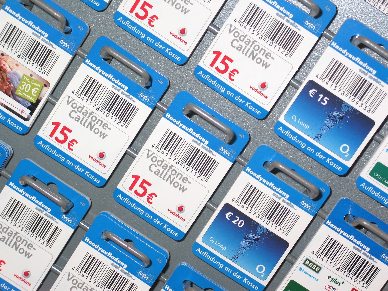 红方印香烟价格及市场定位与价值分析概述