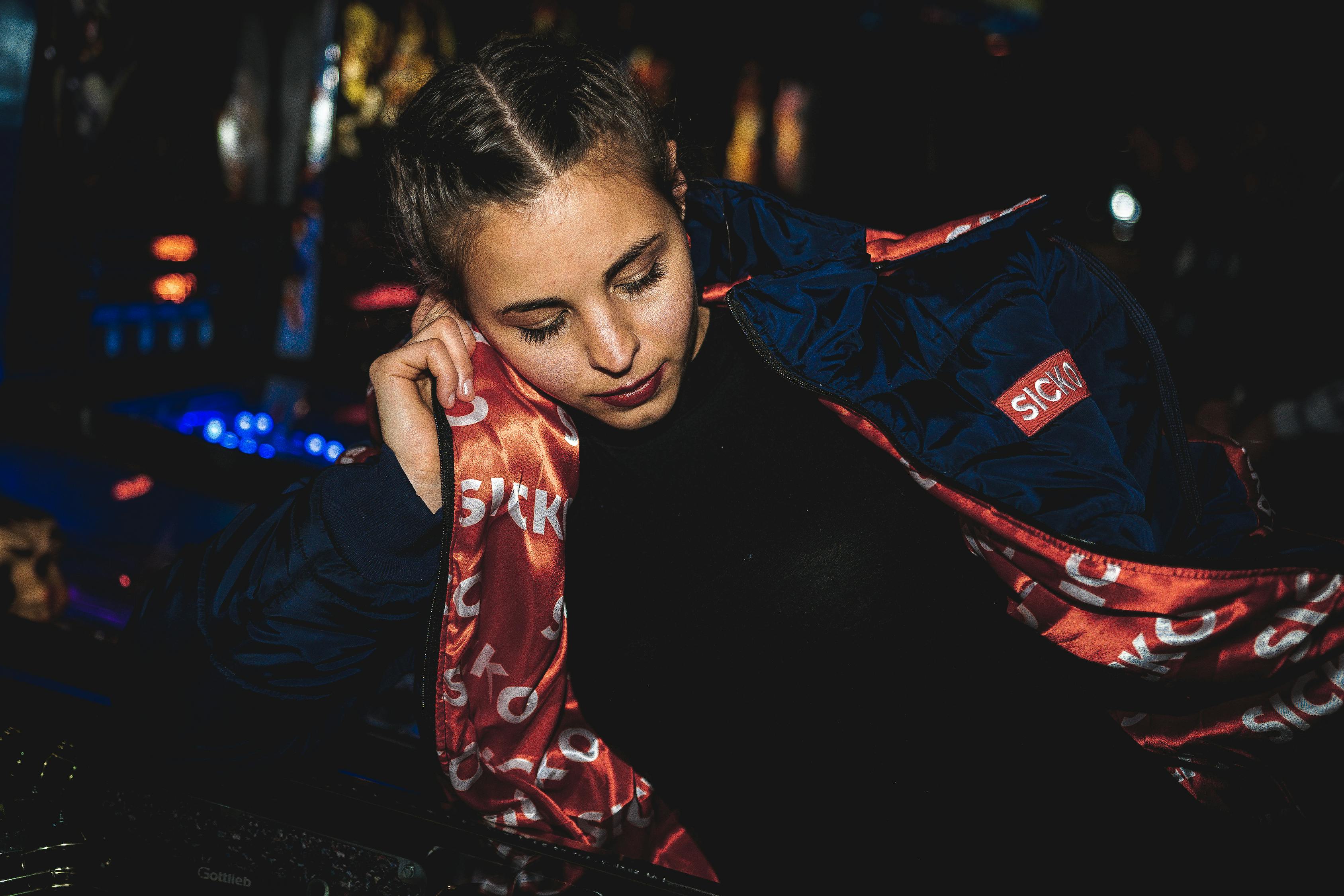 EXO最新个人写真照，瞬间展现偶像魅力