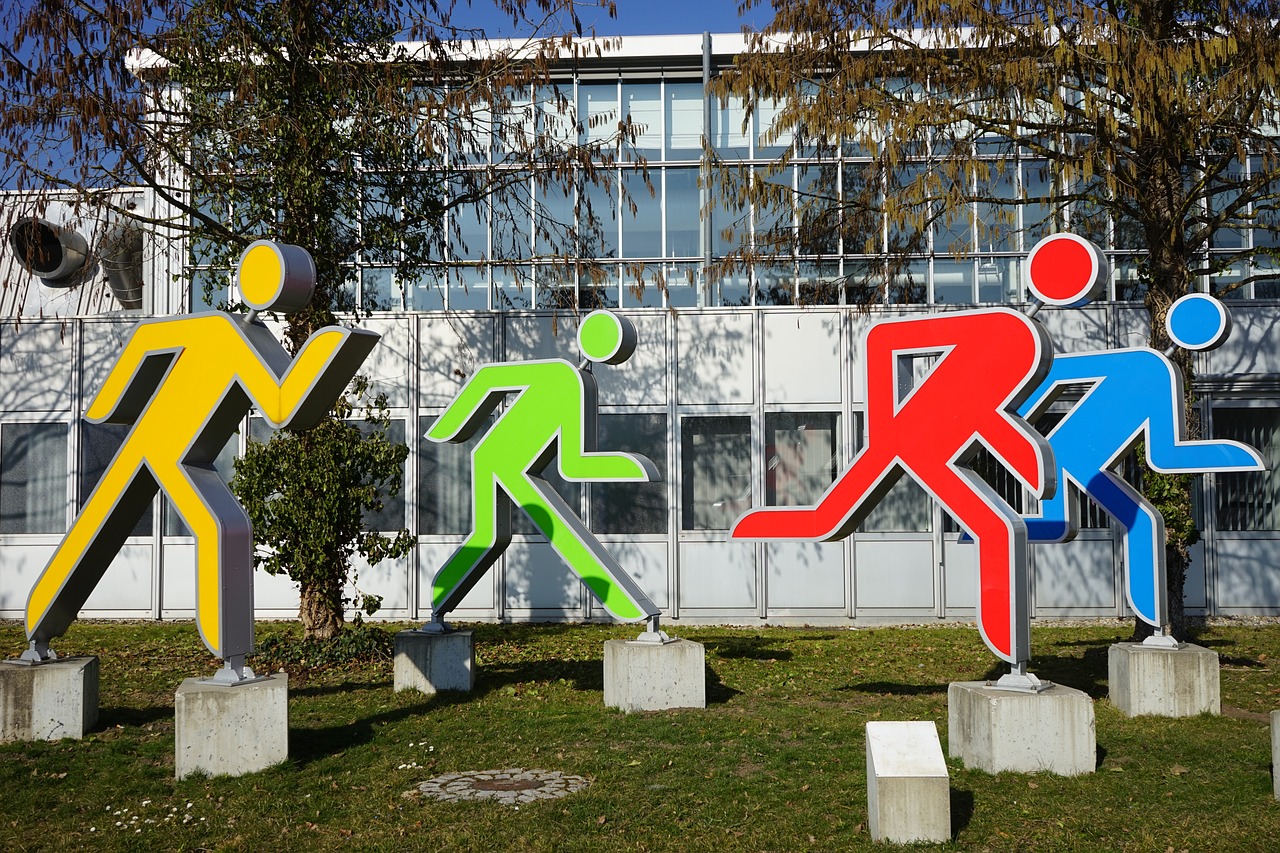 小学二年级演讲比赛，孩子们展现勇气，勇敢发声的舞台上启航成长之旅