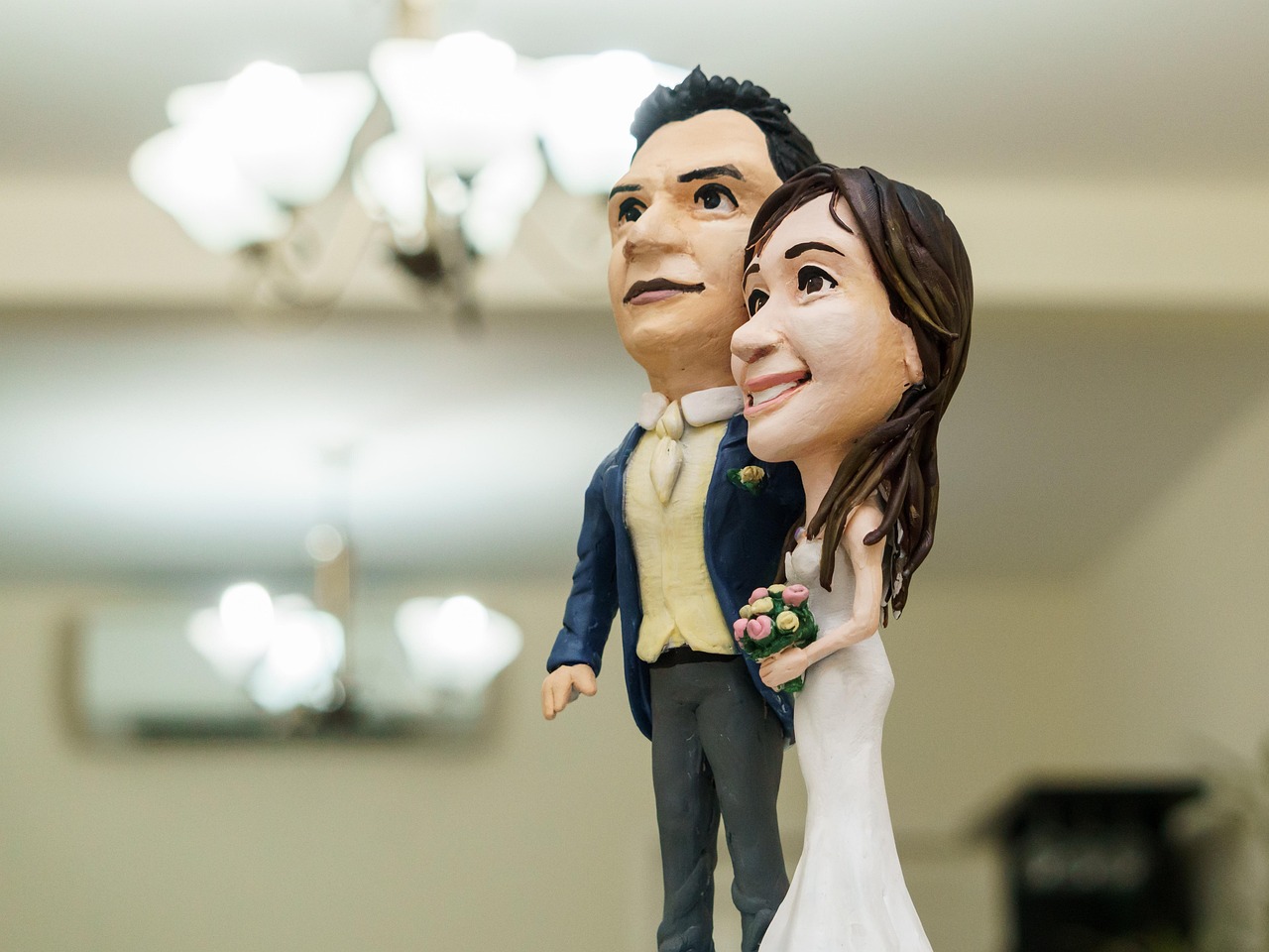 流行文化中的情感交流，明星比心图片的魅力与表达