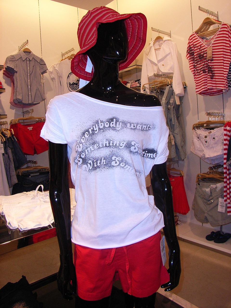 林品如演员，演艺之路的魅力展现与风采展示