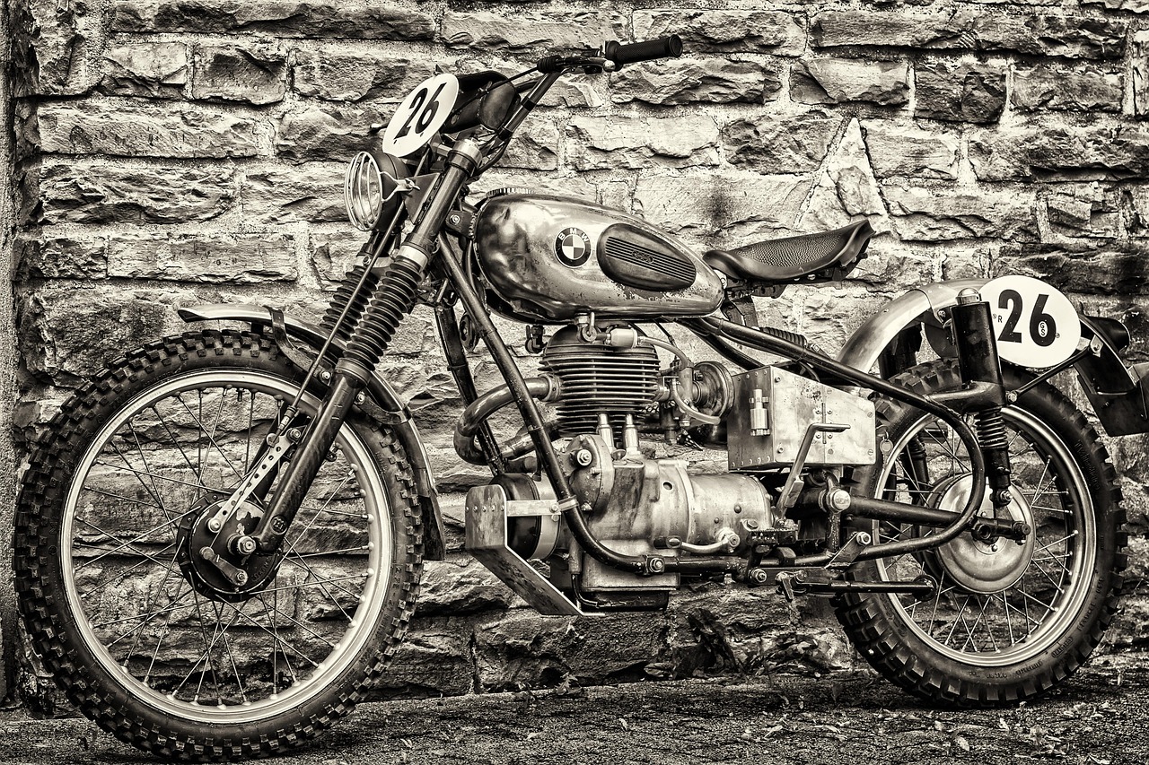 全新宝马摩托车1600,速度与优雅的完美融合