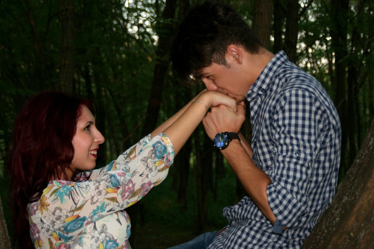 动漫激情戏，热血与情感的完美交织