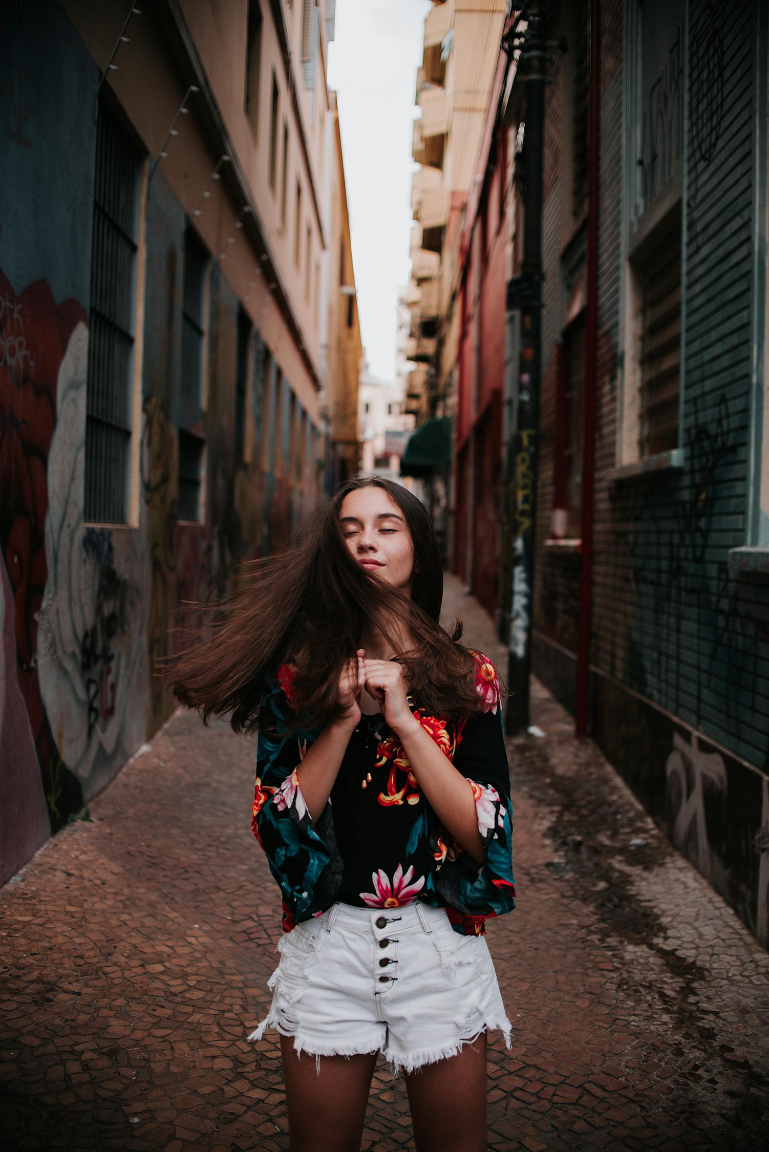 伊能静最新采访展现跨界多元的独立自信女性魅力