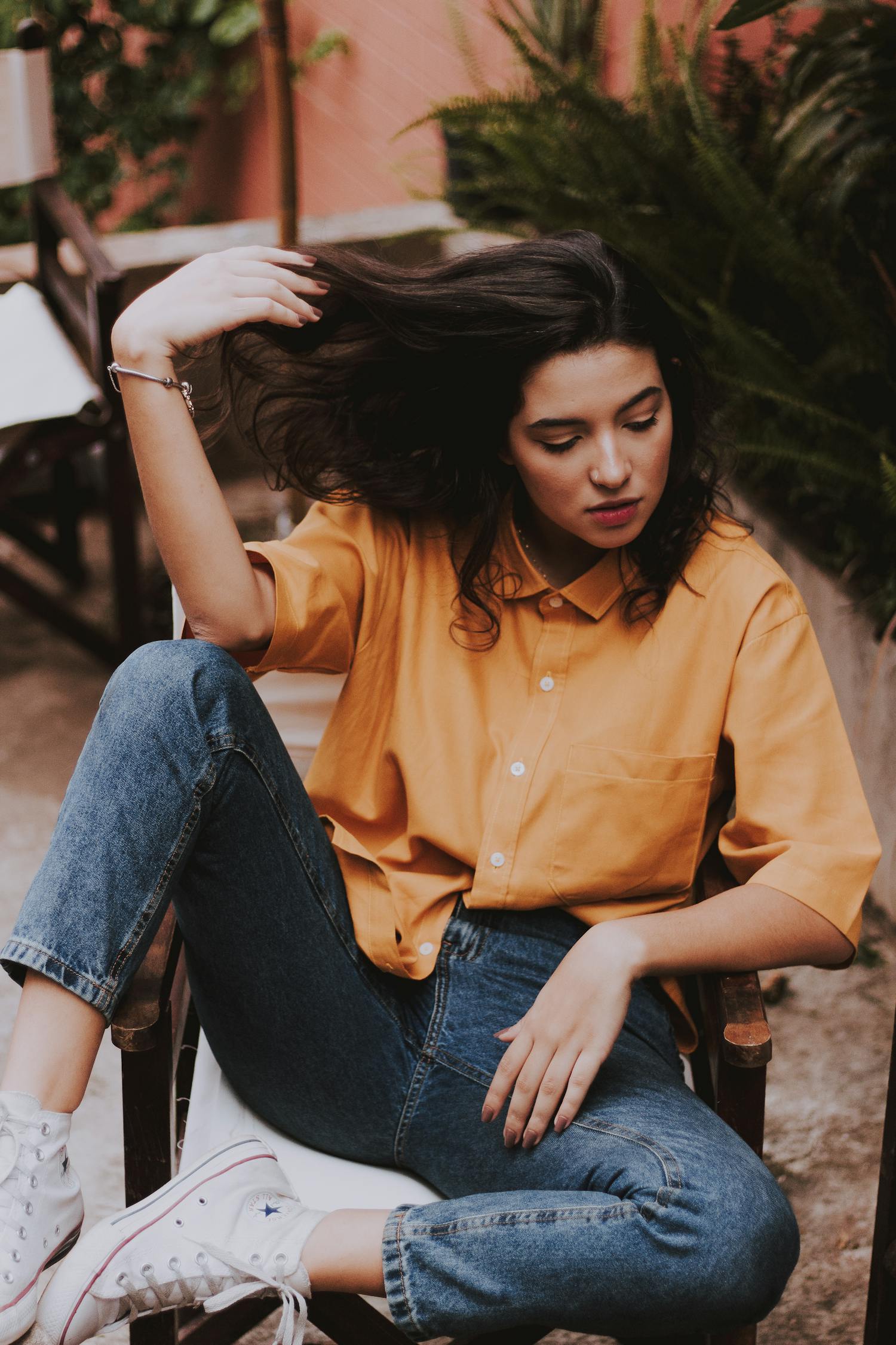 女明星肚兜，时尚潮流与文化符号的交织探讨