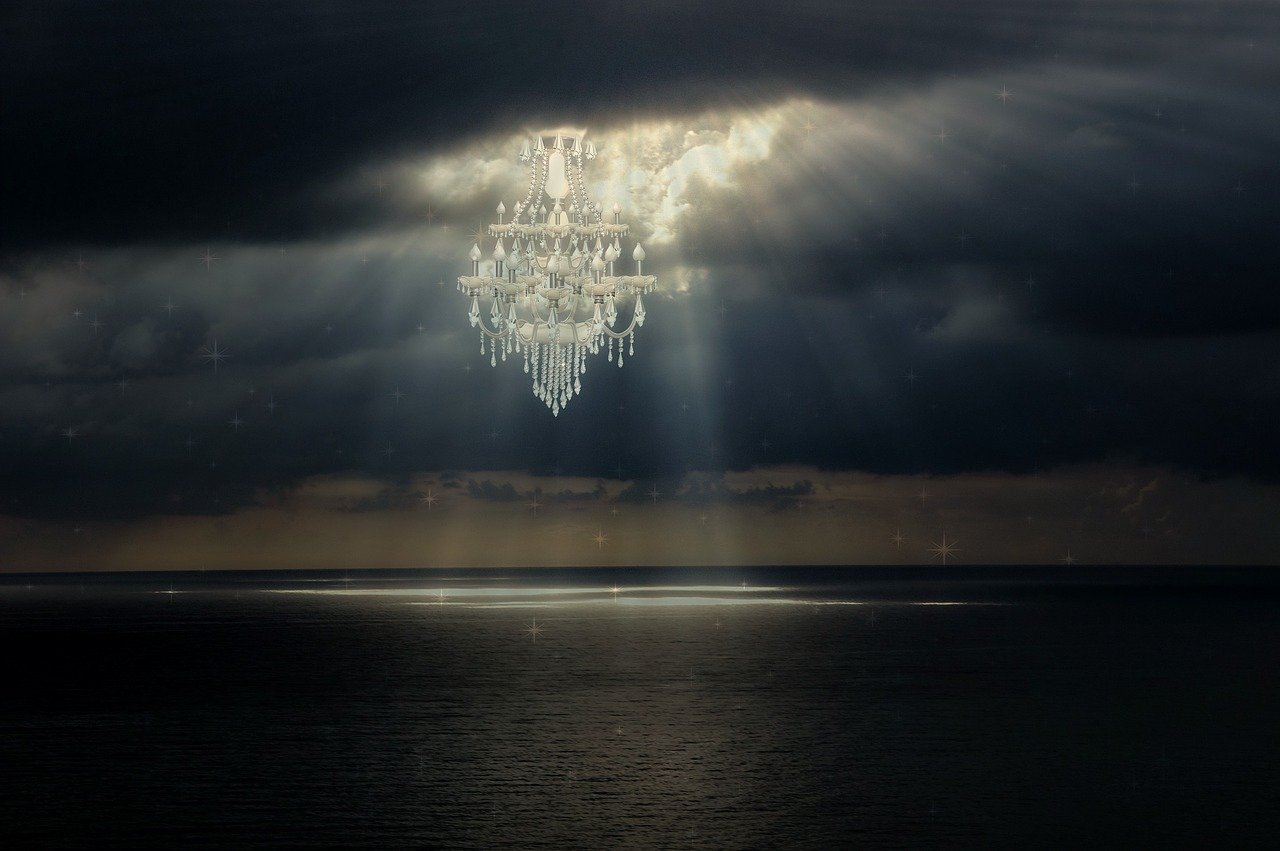 电影冲出重围,冲破黑暗,追寻光明的启示与启示之路