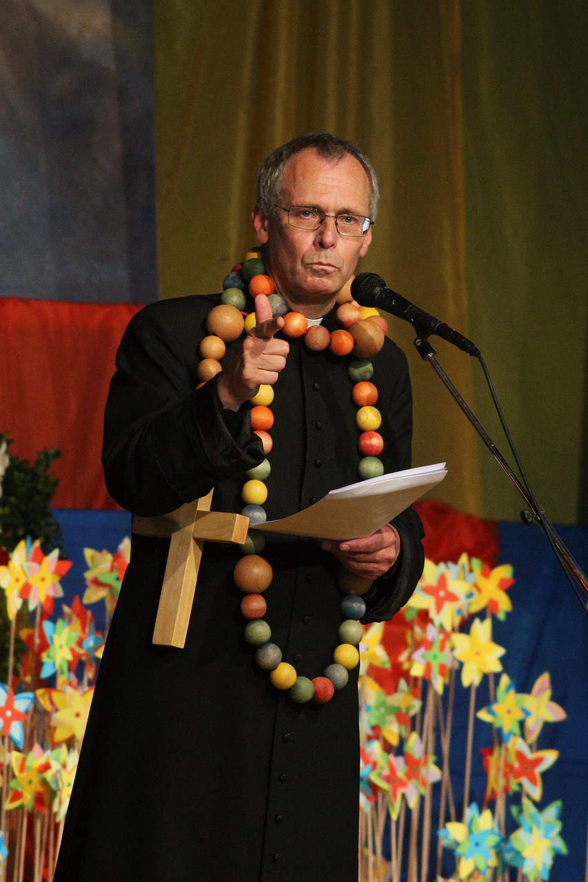 最新油价调整动态,油价变动及分析影响报告