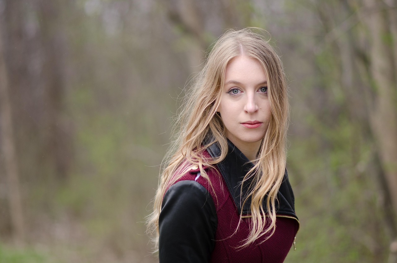 最新女星短发流行趋势解析，时尚解读与潮流指南 2017年发型盘点