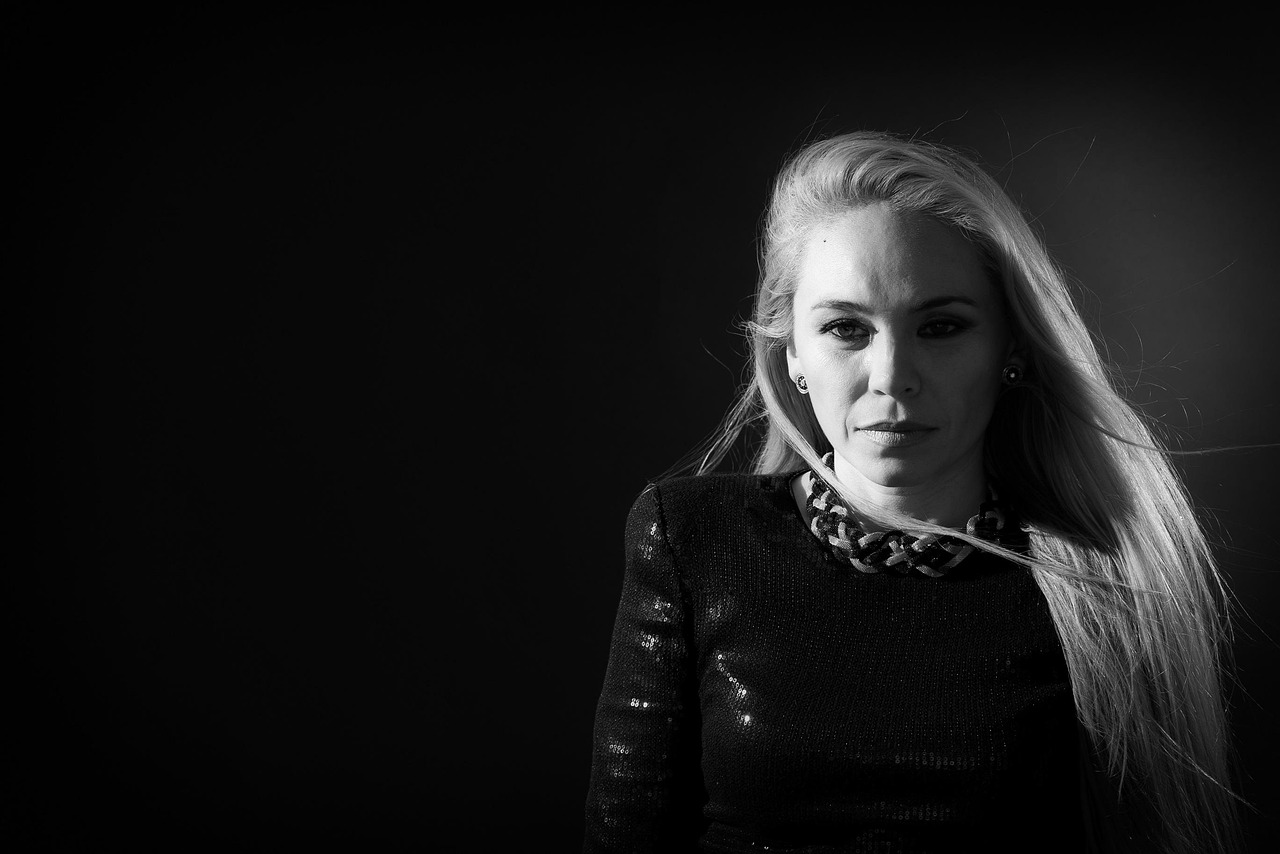 异人演员,塑造角色的超凡魅力之旅