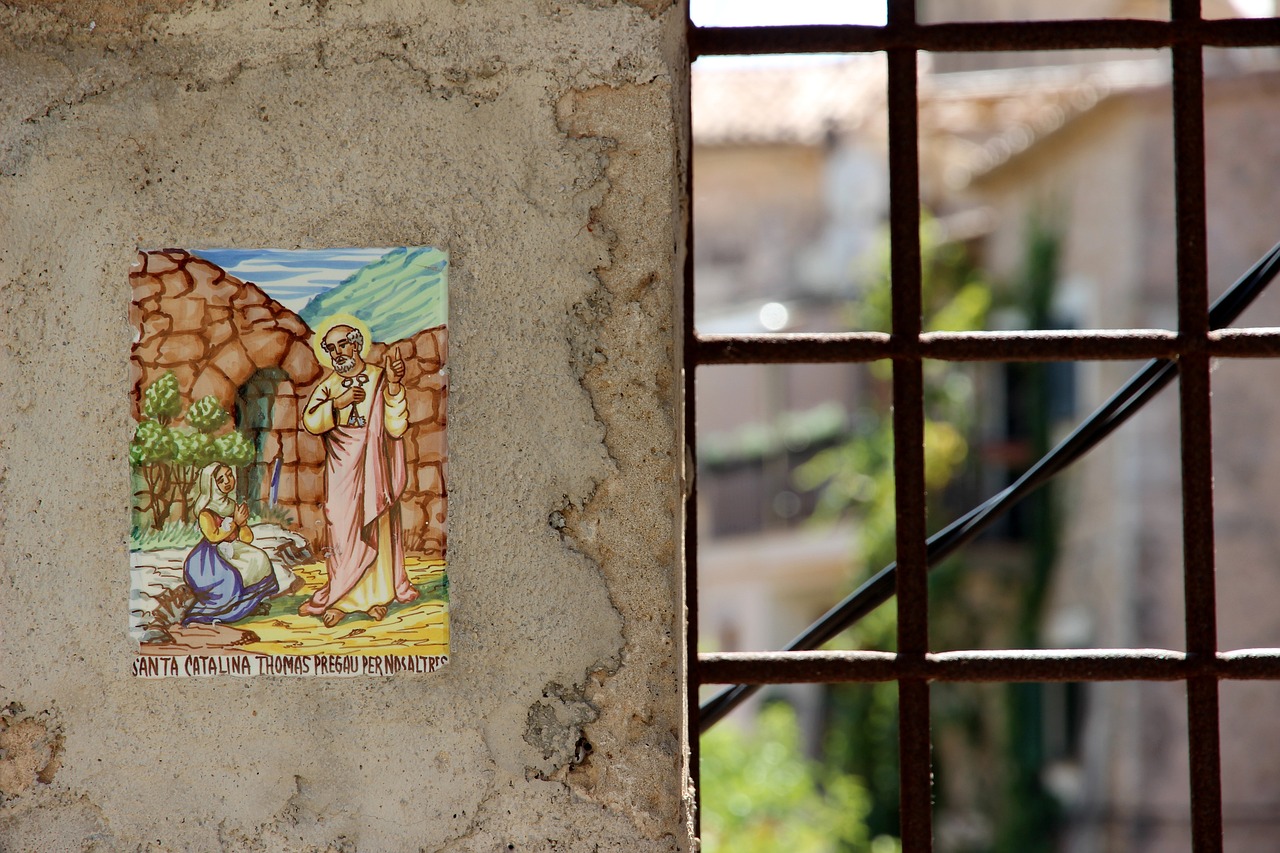 小说与电视剧，从文字到视觉的叙事艺术之旅