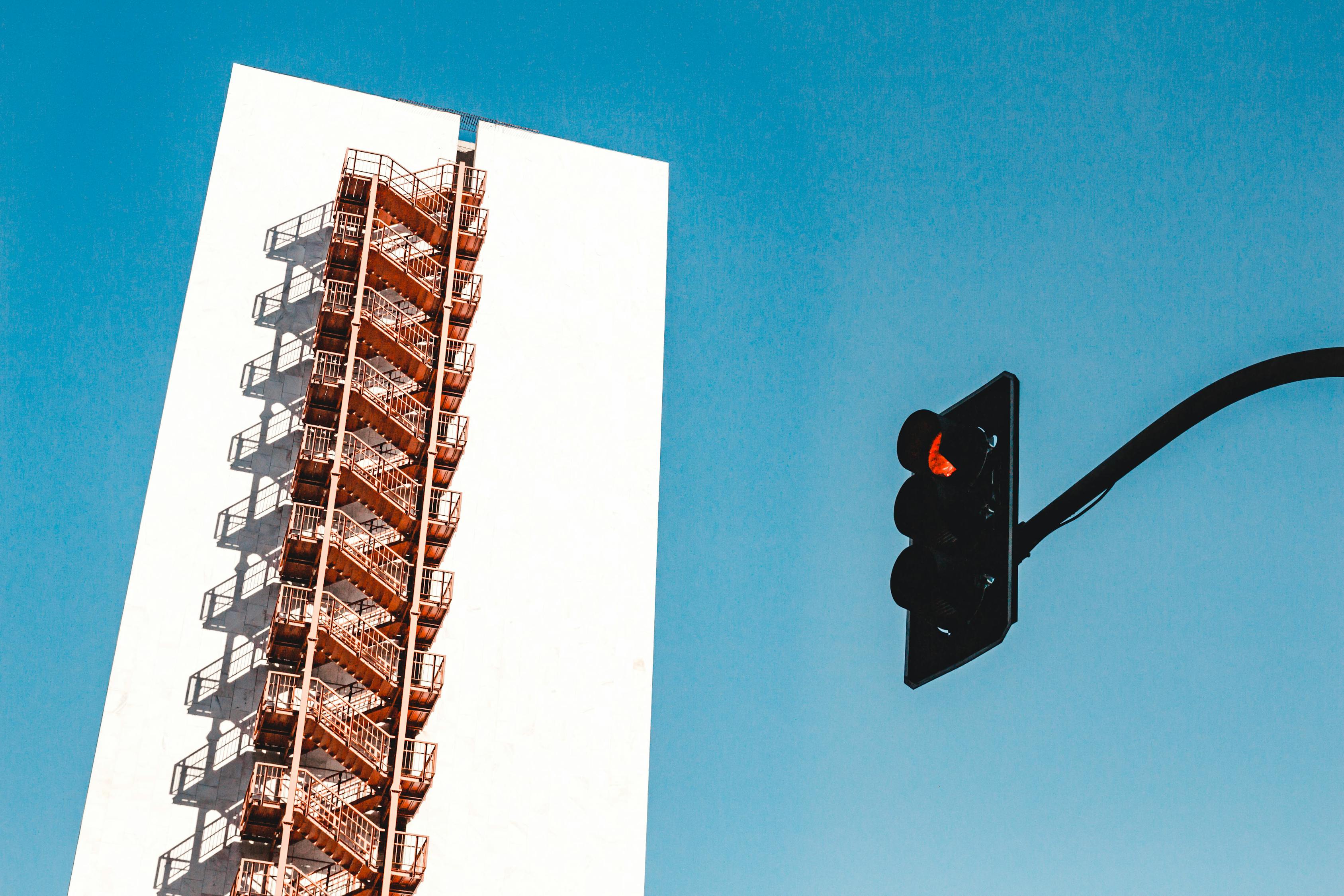 深度解析股票中线概念及投资策略，掌握中线投资之道！