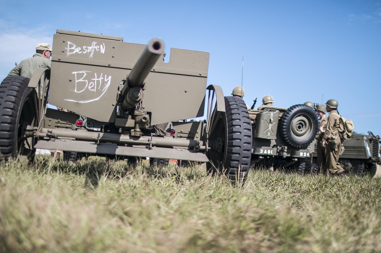 尖端科技力量，最新军事武器改变战争面貌