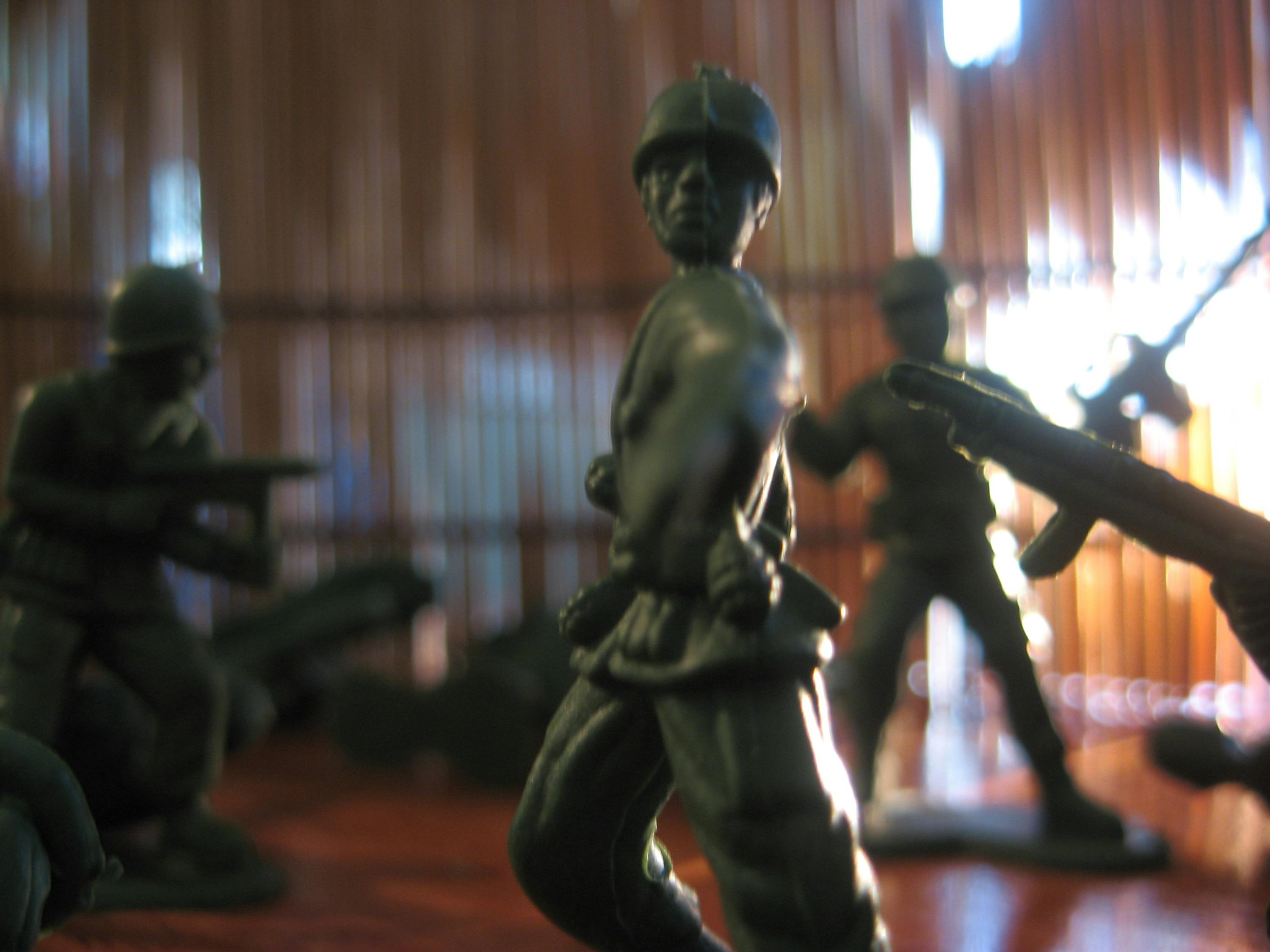 勒爱兵展现新时代军人风采与担当的最新动态