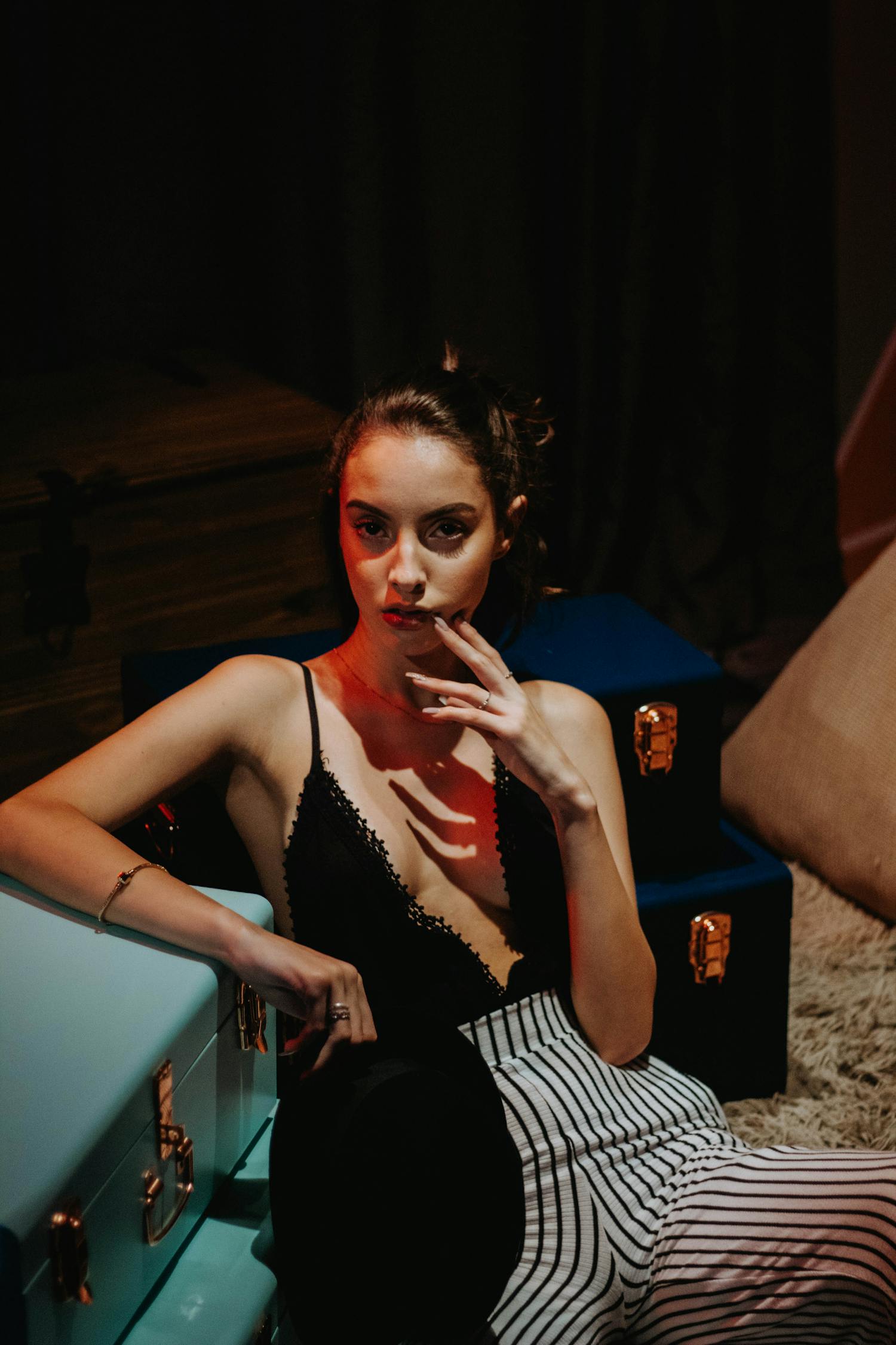 最新女模特风采展示——时尚魅力璀璨瞬间展