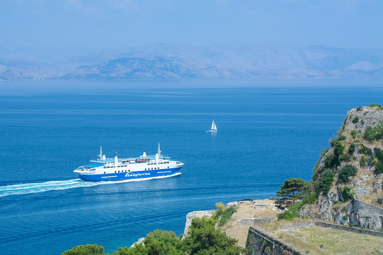 江苏房产市场趋势、机遇与挑战并存，最新动态分析