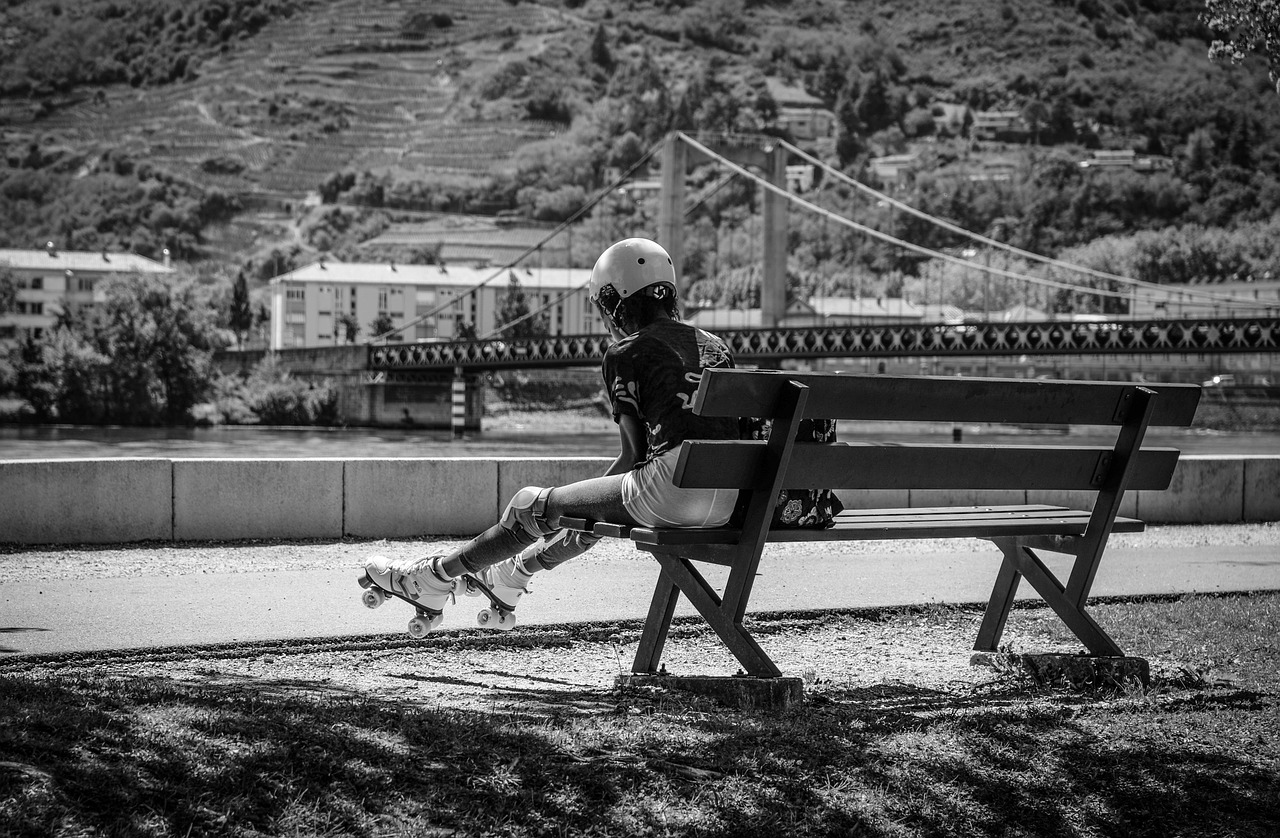 移居国外的明星，跨界新生活的挑战与适应之路