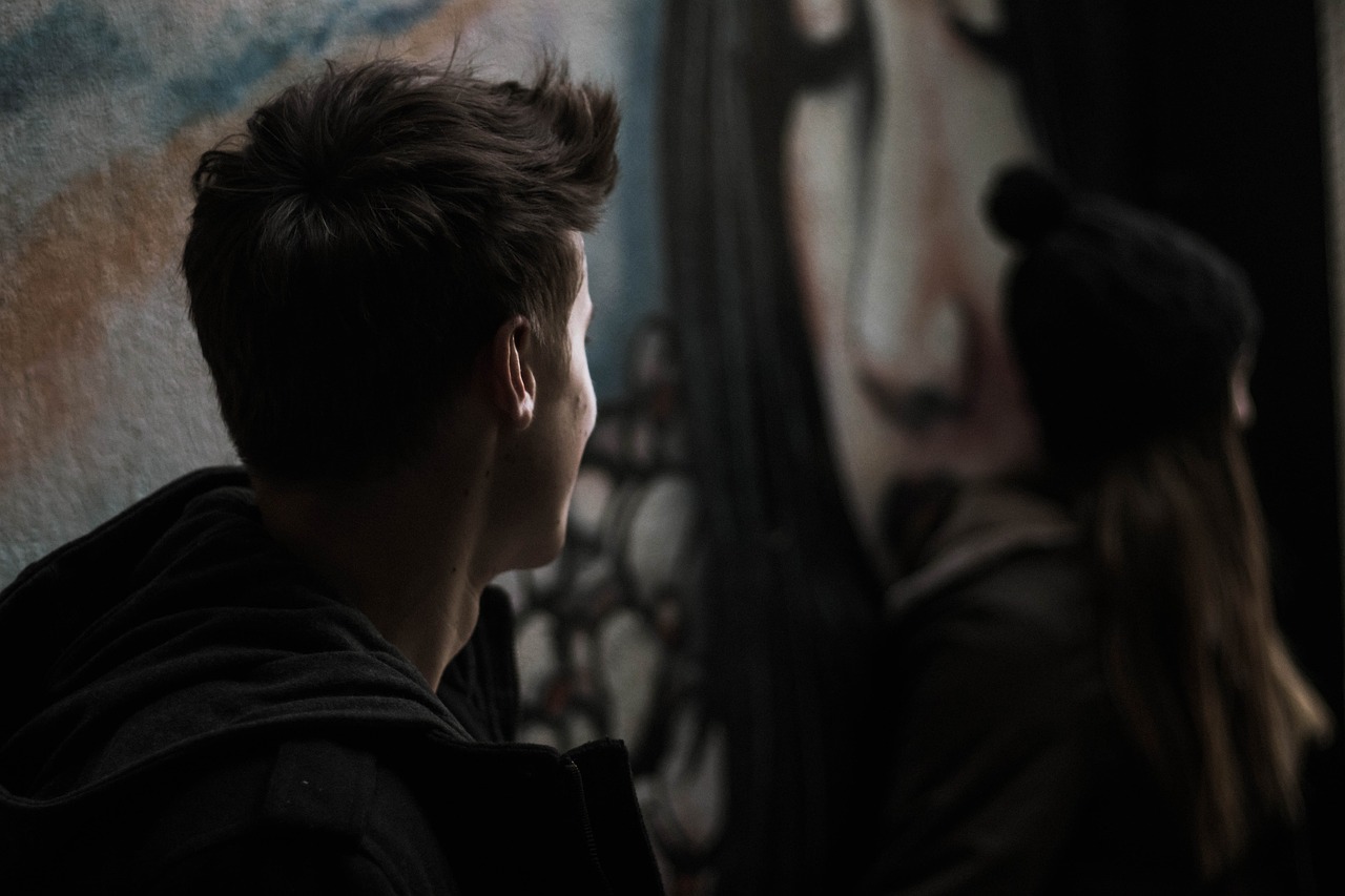 屏幕上的恋爱故事与情感体验，恋爱电视的情感探索