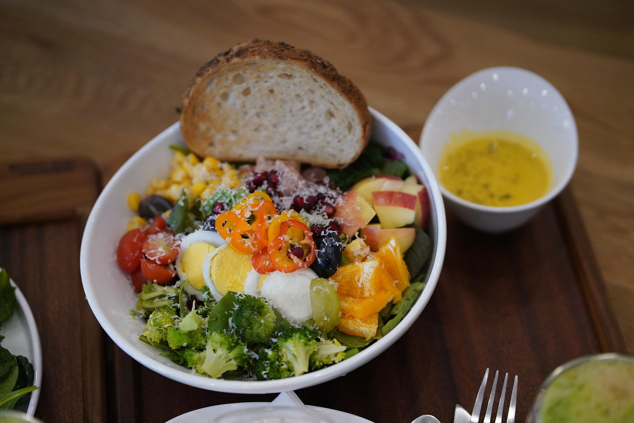 蒜香盛宴，别开生面的吃蒜挑战赛